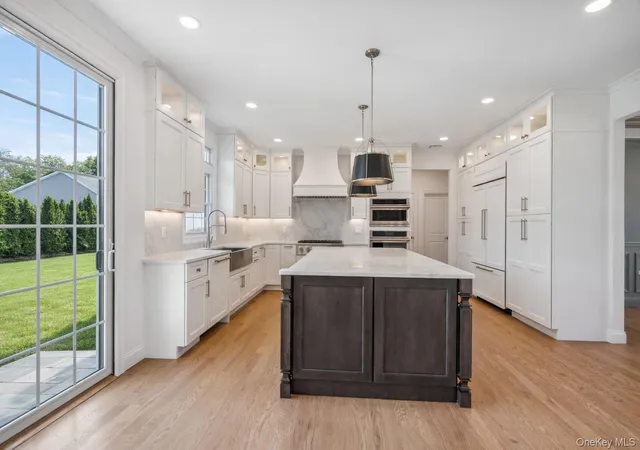 Photo 4 of Single family home for sale at 5 Steuben Dr, Oyster Bay, NY 11753 | MLS# 976535 | Listing updated on 2026-09-02