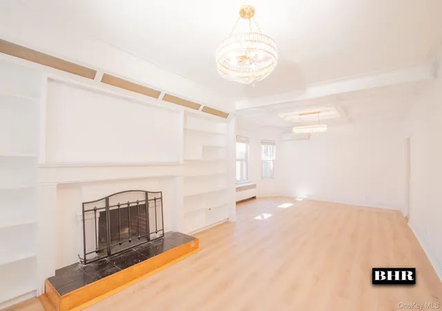 Single family home for sale at 154 Beaumont St, New York, NY 11235 | MLS# 976538