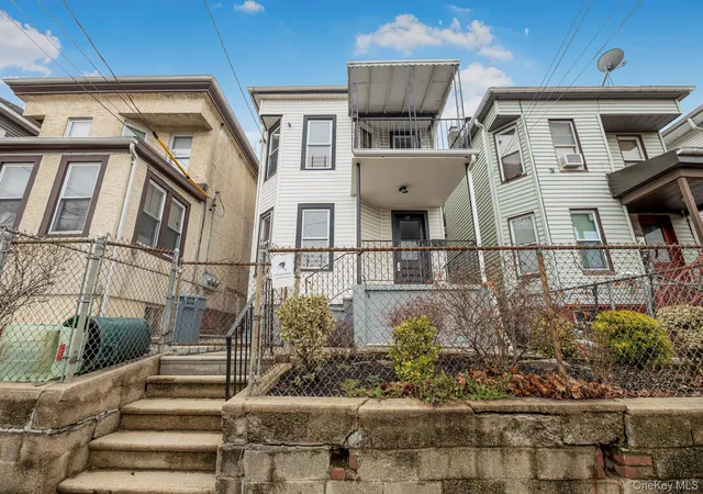 2nd image of 13 Beach St, Mount Vernon, NY 10550 | MLS# 976551