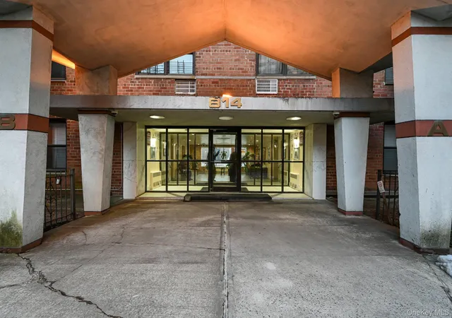 Photo 2 of Sale Pending at 814 B Tilden St #1 E, New York, NY 10467 | MLS# 976602 | Listing updated on 2026-09-19