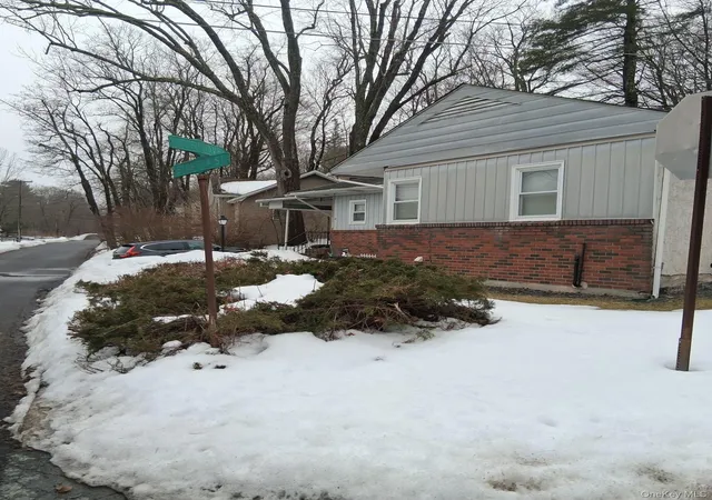 Photo 4 of Single family home for sale at 18 York Ave, Highland, NY 12701 | MLS# 976623 | Listing updated on 2026-07-23