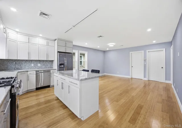 Photo 3 of Multi family home for sale at 96 Coale, New York, NY 10314 | MLS# 976631 | Listing updated on 2026-07-08