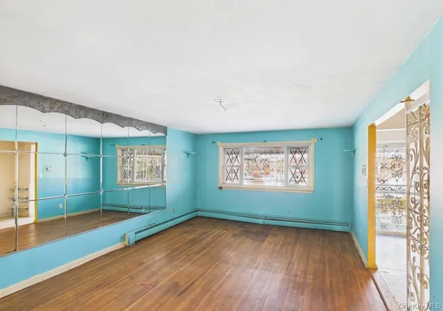 Photo 4 of Sale Pending at 1256 Allerton Ave, New York, NY 10469 | MLS# 976663 | Listing updated on 2026-05-16