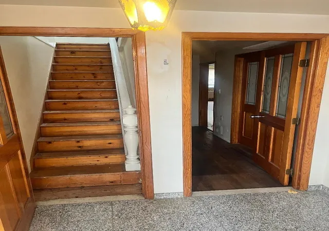 Photo 3 of Sale Pending at 23-84 33rd, New York, NY 11105 | MLS# 976670 | Listing updated on 2026-05-18