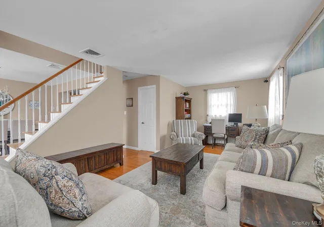 4th image of 1393 Lombardy Blvd, Bay Shore, NY 11706 | MLS# 976724
