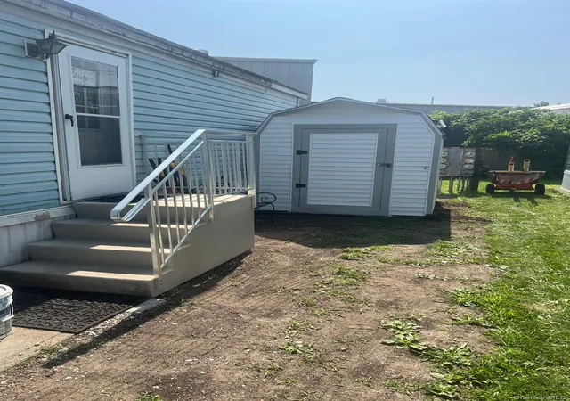 Photo 26 of Manufactured home for sale at 2701 Goethals Rd N #H4, New York, NY 10303 | MLS# 976763 | Listing updated on 2026-07-28
