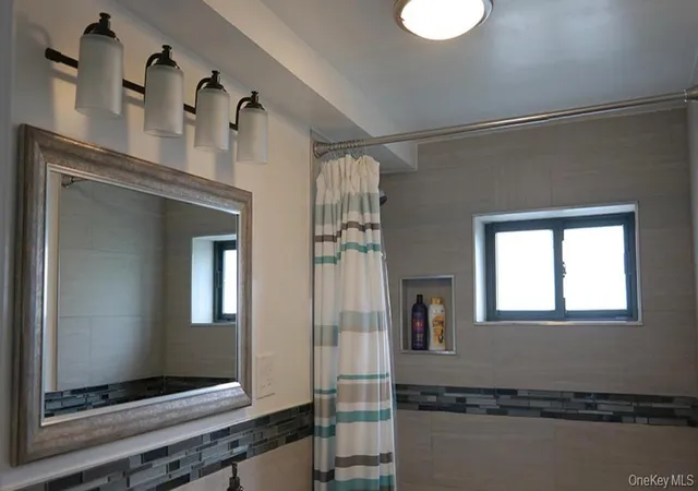 Listing Photo 4 - Condo for sale in building located at 1016 Greene Ave, New York, NY 11221