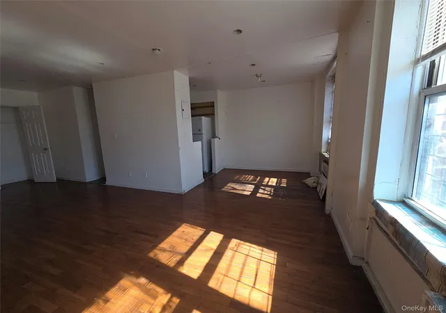 4th image of 86-16 60Th Ave #3C, New York, NY 11373 | MLS# 976796