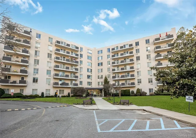 Photo 1 of Sale Pending at 135 Post Ave #1O, Westbury, NY 11590 | MLS# 976822 | Listing updated on 2026-09-19