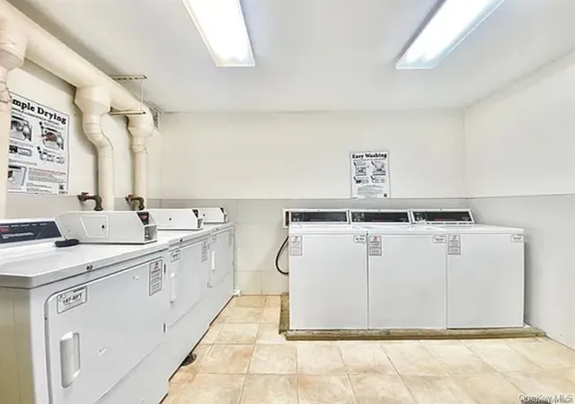 6th image of 91 06 Whitney Ave #6A, Elmhurst, NY 11373 | MLS# 976965
