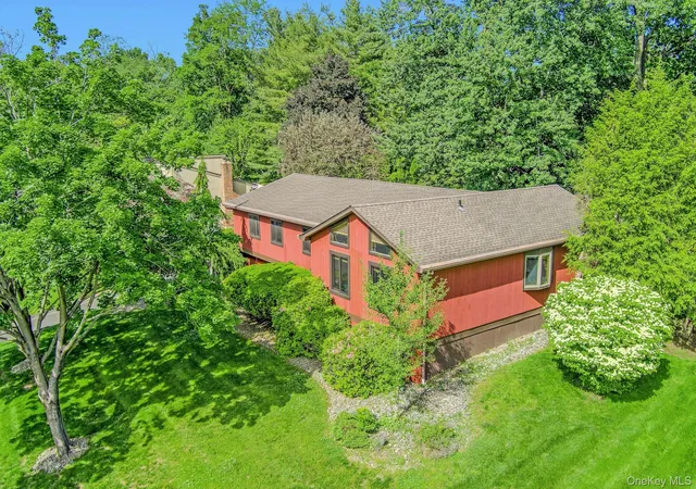 1st image of 8 Sasson Ter, Valley Cottage, NY 10989 | MLS# 977031