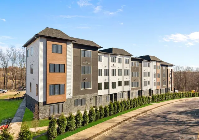 Photo 2 of Condo for sale at 9 Valley Way #321, Ramapo, NY 10977 | MLS# 977059 | Listing updated on 2026-08-12
