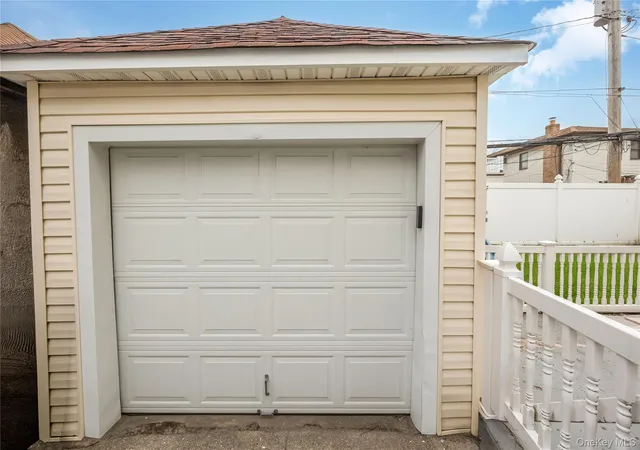 4th image of 149 W Market St, Long Beach, NY 11561 | MLS# 977107