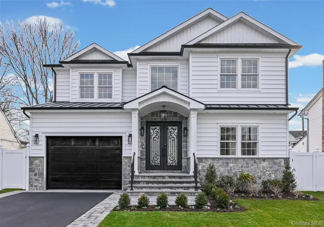Single family home for sale at 27 Grape Ln, Oyster Bay, NY 11801 | MLS# 977115