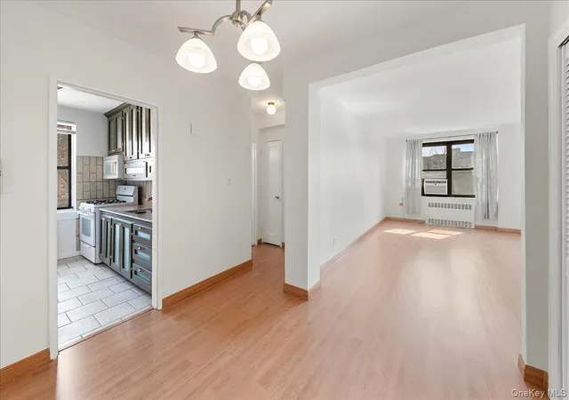 Photo 1 of Sale Pending at 25 40 Union St #3F, Flushing, NY 11354 | MLS# 977149 | Listing updated on 2026-06-26