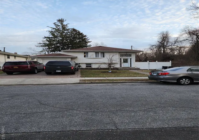 Photo 1 of Single family home for sale at 1656 Michalicki Pl, Hempstead, NY 11566 | MLS# 977173 | Listing updated on 2026-07-09