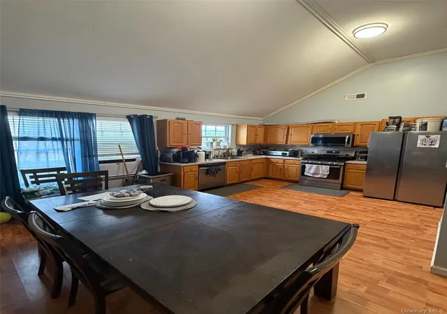 Photo 4 of Sale Pending at 83 3rd Avenue, Islip, NY 11706 | MLS# 977201 | Listing updated on 2026-04-17