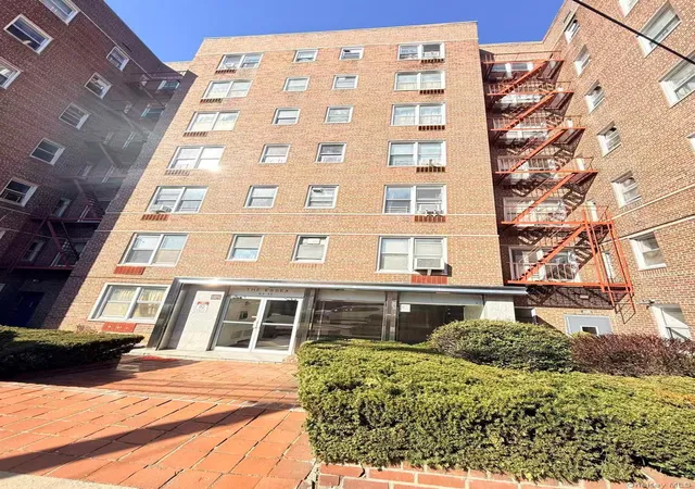 1st image of 63 45 Saunders St #5J, Rego Park, NY 11374 | MLS# 977203