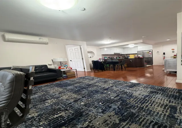 Homes for sale in New York, NY | 13646 41st Ave #2E, New York, NY 11355 | MLS# 977215