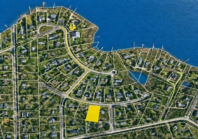 Photo 2 of Sale Pending at 22 Peninsula Dr, Southampton, NY 11963 | MLS# 977280 | Listing updated on 2026-09-19