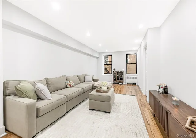 2nd image of 525 W 235Th St #3F, Bronx, NY 10463 | MLS# 977300