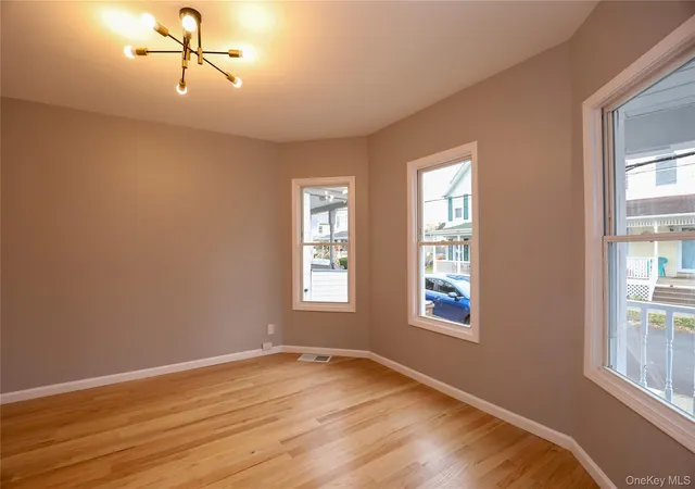 Homes for sale in Kingston, NY | 84 Prospect St, Kingston, NY 12401 | MLS# 977333