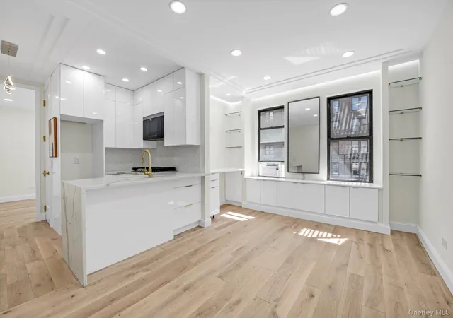 1st image of 741 W End Ave #4B, New York, NY 10025 | MLS# 977366