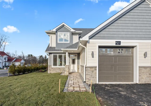 Photo 4 of Condo for sale at 19 Dessau Cir, Spring Valley, NY 10977 | MLS# 977391 | Listing updated on 2026-08-07