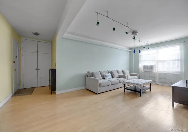 Listing Photo 4 - Condo for sale in building located at 78-42 Main St, New York, NY 11367 - Unit #3J