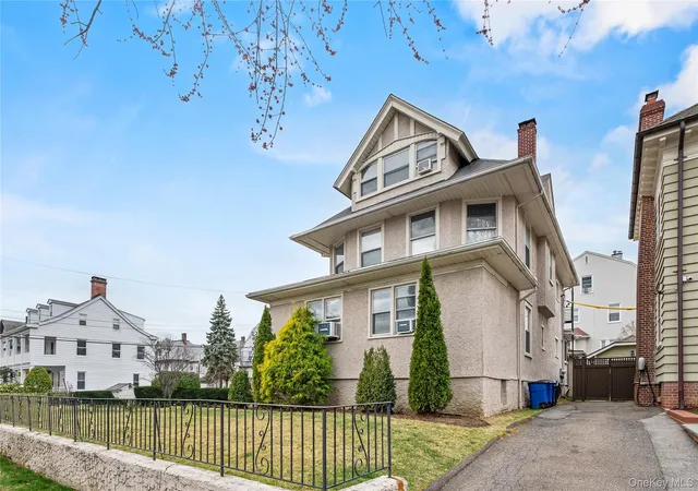 Homes for sale in Mount Vernon, NY | 232 Westchester Ave, Mount Vernon, NY 10552 | MLS# 977449