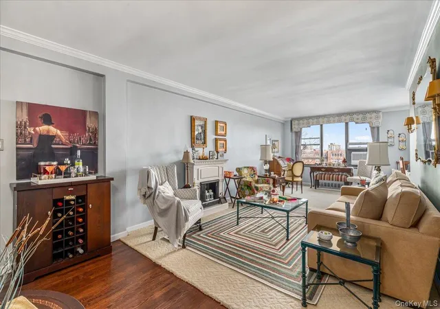 5th image of 18-50 211Th St #6H, Bayside, NY 11360 | MLS# 977452