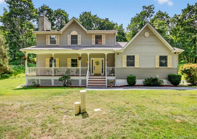 4th image of 6 Summer Winds Ct, Cornwall, NY 12520 | MLS# 977582