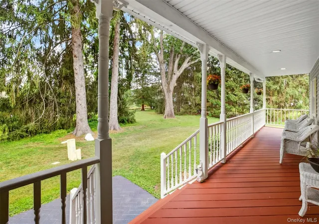 5th image of 6 Summer Winds Ct, Cornwall, NY 12520 | MLS# 977582