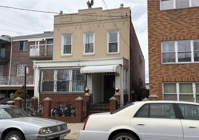 Photo 2 of Multi family home for sale at 48 72 37th Street, New York, NY 11101 | MLS# 977592 | Listing updated on 2026-06-25