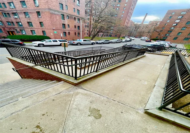 Photo 3 of Sale Pending at 1594 Metropolitan Ave #TD, Bronx, NY 10462 | MLS# 977635 | Listing updated on 2026-09-14