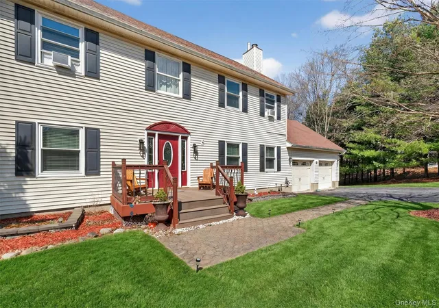 Homes for sale in Hamptonburgh, NY | 9 Megan Ln, Hamptonburgh, NY 10916 | MLS# 977646