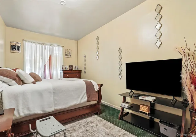 5th image of 425 N Terrace Ave, Mount Vernon, NY 10552 | MLS# 977653