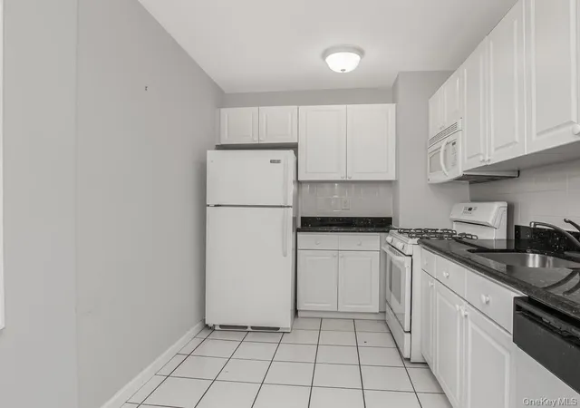 5th image of 525 W 236Th St #6H, Bronx, NY 10463 | MLS# 977709