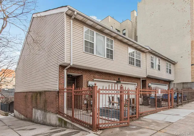 3rd image of 1568 Bryant Ave, New York, NY 10460 | MLS# 977742