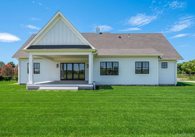 4th image of 25 Club Dr, Calverton, NY 11933 | MLS# 977769