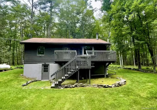 Homes for sale in Highland, NY | 30 Woods Rd, Highland, NY 12792 | MLS# 977778