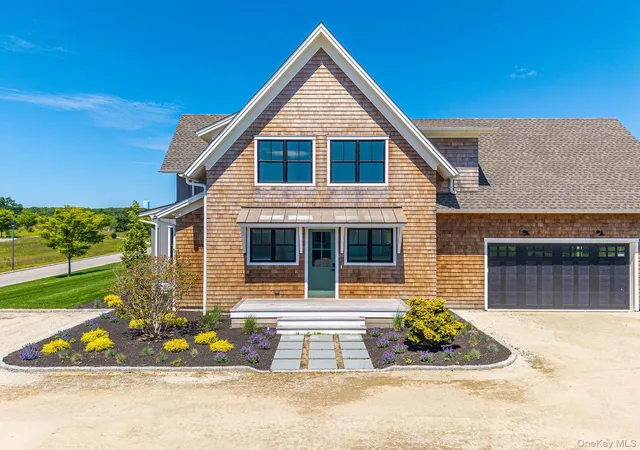 3rd image of 35 Club Dr, Calverton, NY 11933 | MLS# 977813
