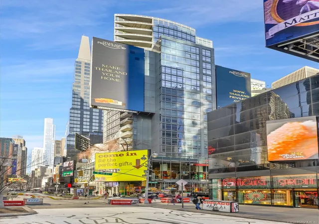 1st image of 1600 Broadway #7E, New York, NY 10019 | MLS# 977825