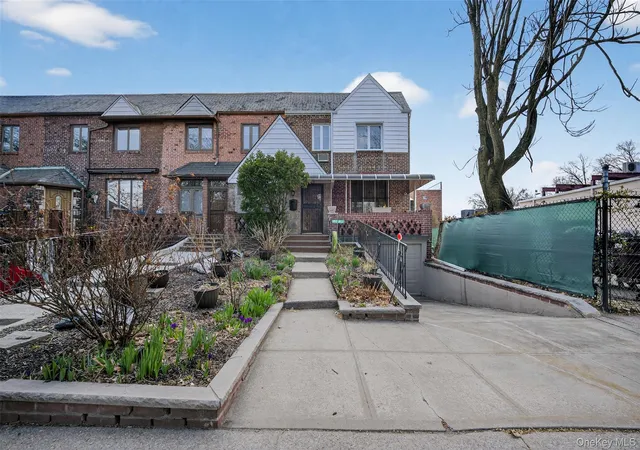 2nd image of 85 12 65th Dr, New York, NY 11374 | MLS# 977829
