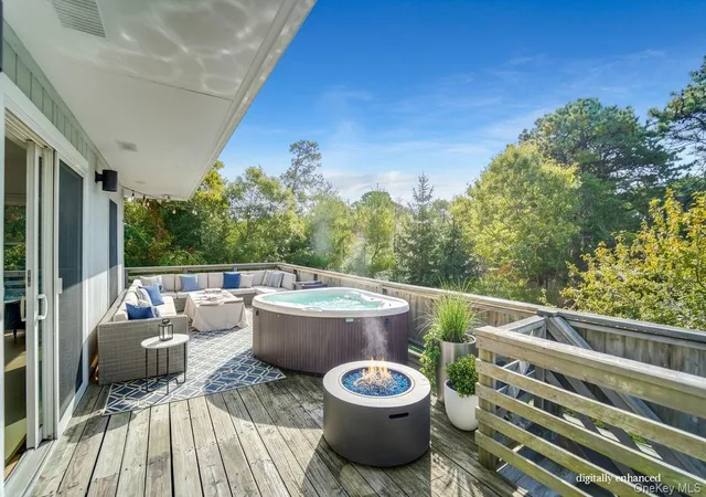 Photo 3 of Single family home for sale at 3 Jefferson Ave, Southampton, NY 11946 | MLS# 977846 | Listing updated on 2026-10-09