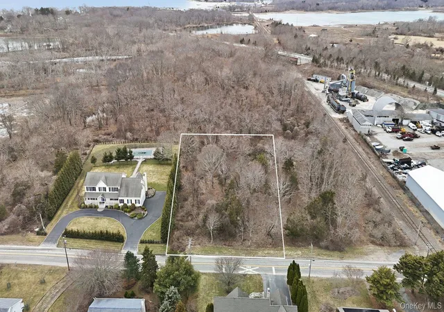 5th image of 620 Kerwin Blvd, Greenport, NY 11944 | MLS# 977929