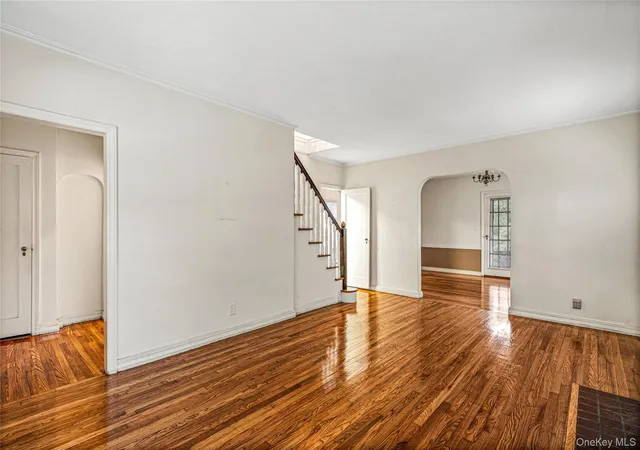 Homes for sale in New York, NY | 53-39 Bell Blvd, New York, NY 11364 | MLS# 977978