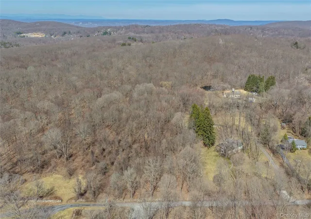 Photo 3 of Sale Pending at 40 Meads Ln, Stormville, NY 12582 | MLS# 977979 | Listing updated on 2026-09-19