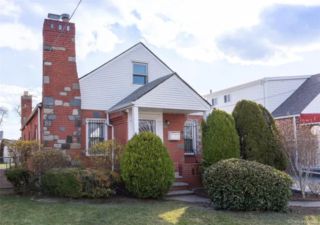 Photo 1 of Sale Pending at 21908 118th Avenue, Cambria Heights, NY 11411 | MLS# 977983 | Listing updated on 2026-09-19