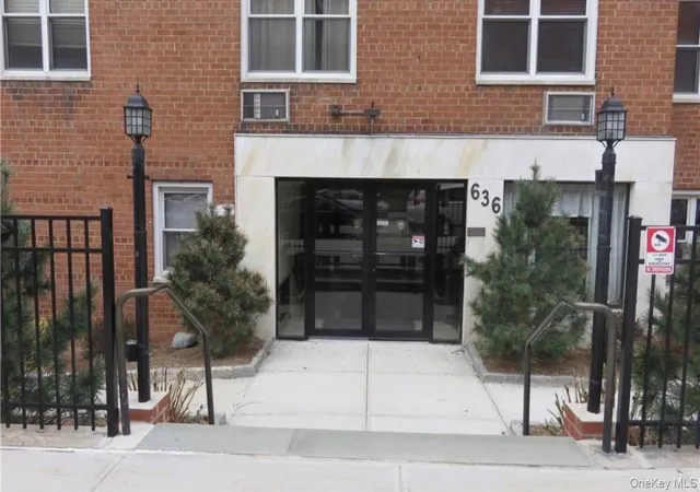 Homes for sale in Mount Vernon, NY | 636 N Terrace Ave #6C, Mount Vernon, NY 10552 | MLS# 978018